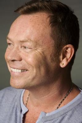 Ali Campbell Pics